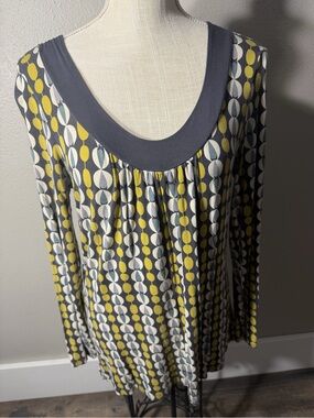 Boden Gray Scoop-Neck Tunic with Yellow & White Geo Circles